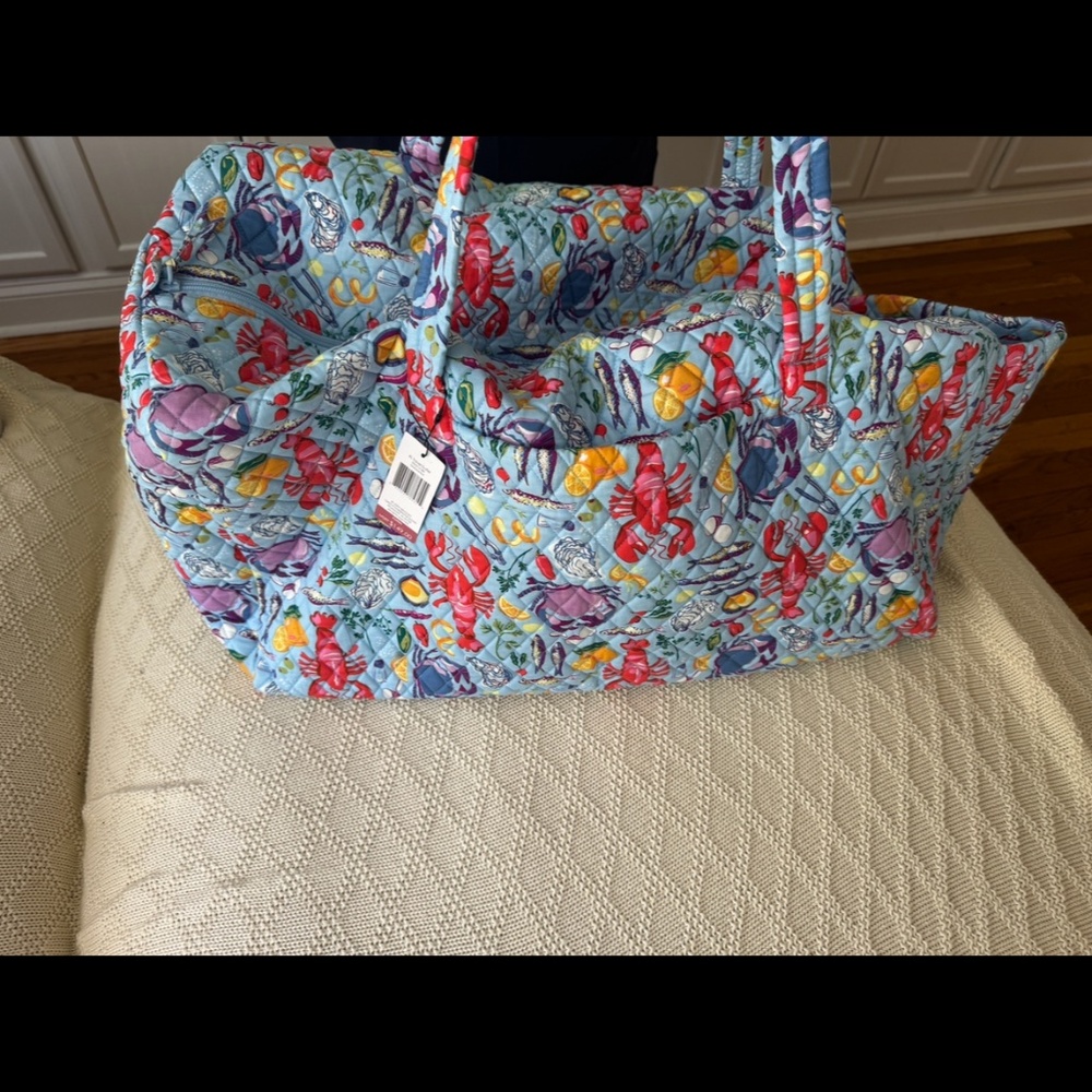 Vera Bradley duffle seafood boil